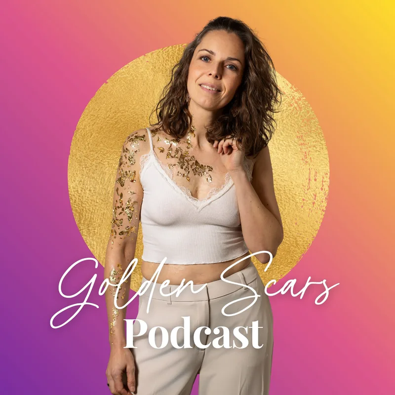 Cover des Golden Scars Podcasts mit Juliane Klüß